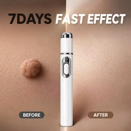Stylo applicateur blanc et argenté pour soin de la peau